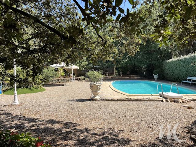 Vente Maison 6 pièces 175 m2 Tavernes
