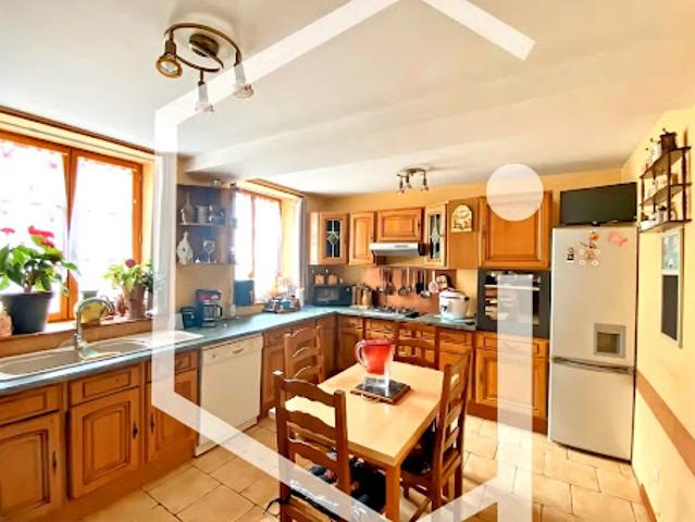 Vente Maison 6 pièces 176 m2 Cosne Cours sur Loire