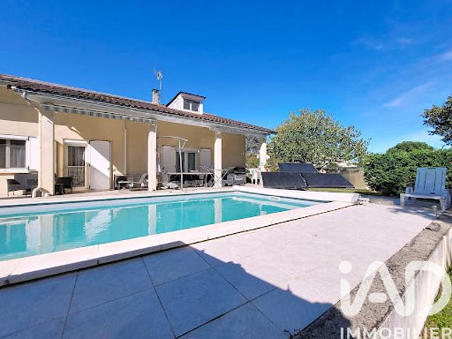 Vente Maison 6 pièces 176 m2 Fleurance