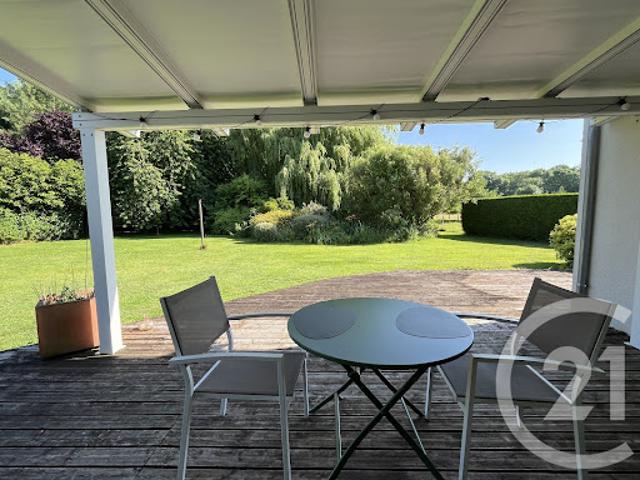 Vente Maison 6 pièces 176 m2 Saint Léger de Rôtes
