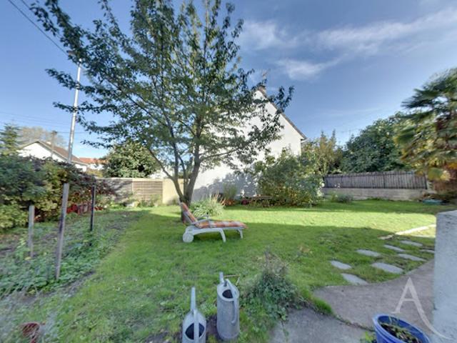 Vente Maison 6 pièces 177 m2 Montreuil