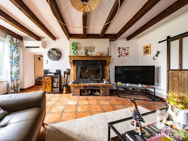 Vente Maison 6 pièces 177 m2 Etevaux