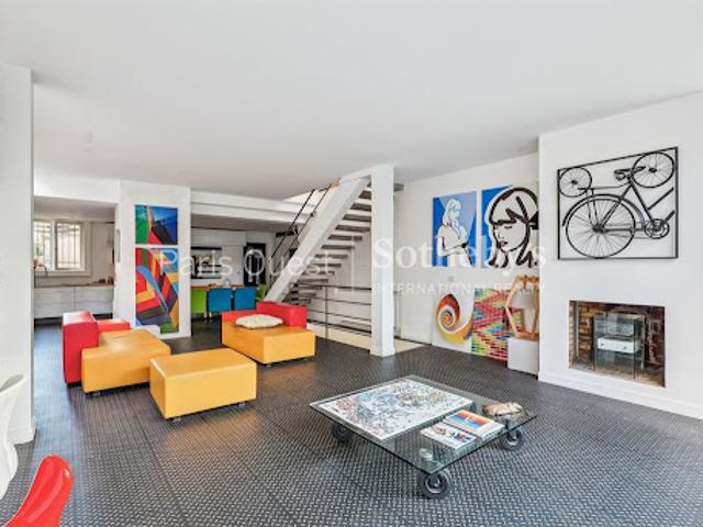 Vente Maison 6 pièces 177 m2 Paris 18ème