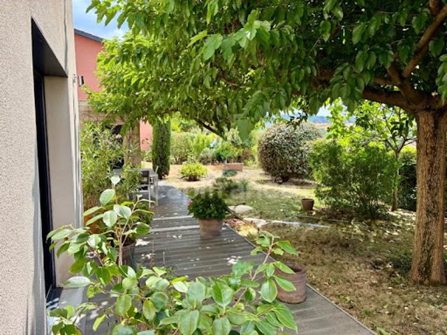 Vente Maison 6 pièces 177 m2 Saint Pierre la Palud