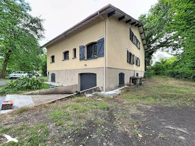 Vente Maison 6 pièces 177 m2 Saint Yaguen