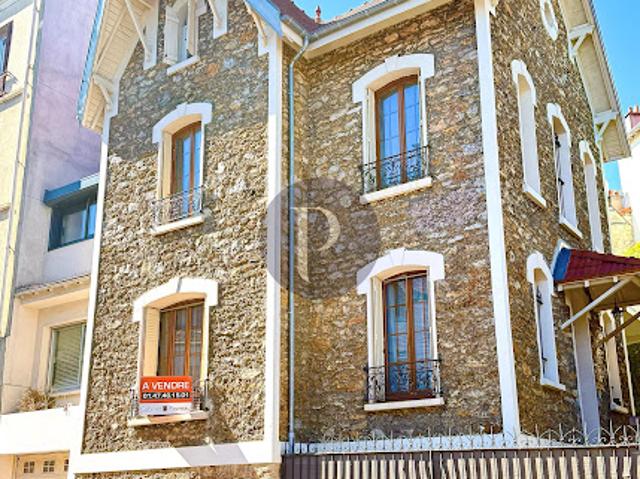 Vente Maison 6 pièces 179 m2 Gentilly
