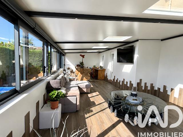 Vente Maison 6 pièces 179 m2 Longjumeau