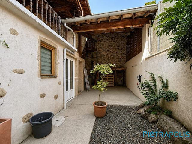 Vente Maison 6 pièces 179.55 m2 Villecheneve