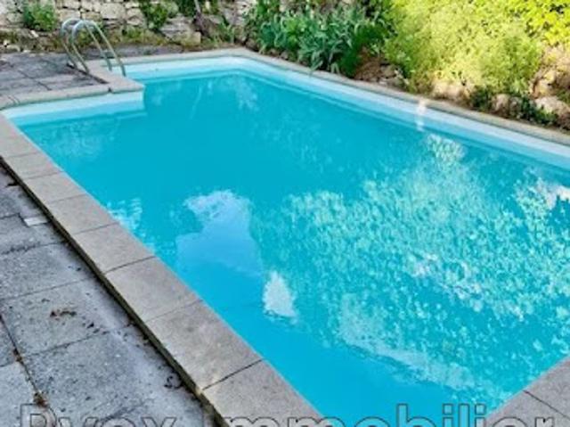 Vente Maison 6 pièces 170 m2 Murs