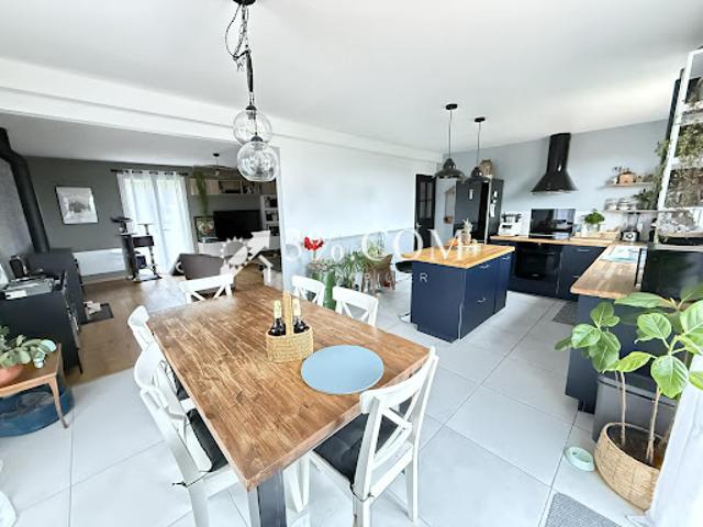 Vente Maison 6 pièces 170 m2 Moncheaux