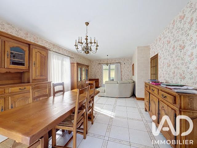 Vente Maison 6 pièces 180 m2 Neuville de Poitou