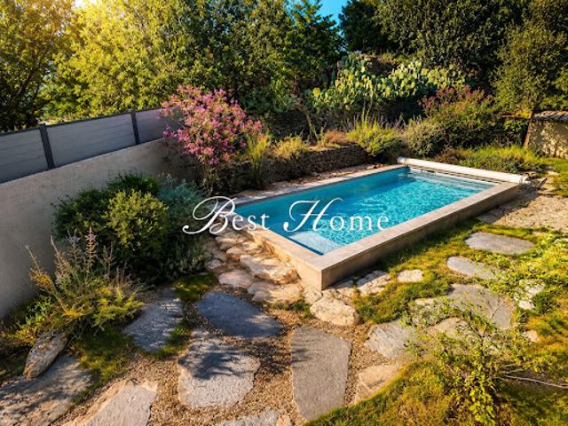 Vente Maison 6 pièces 170 m2 Nimes