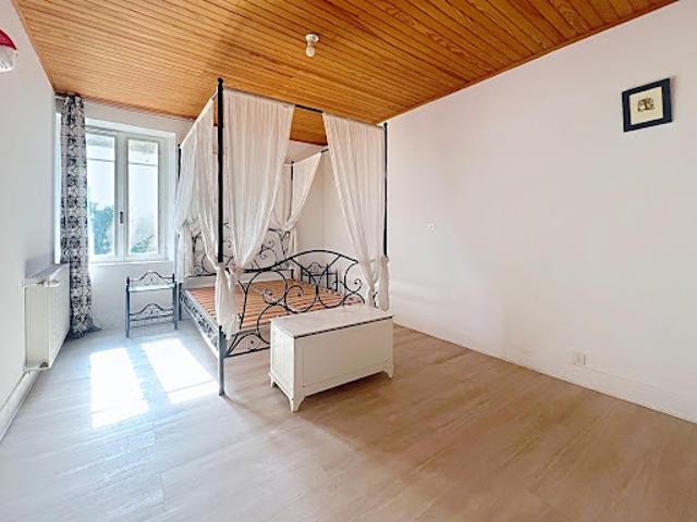 Vente Maison 6 pièces 170 m2 Casteljaloux
