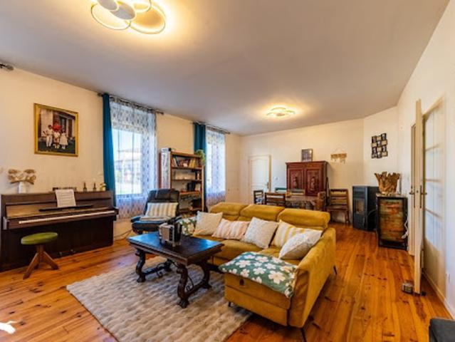 Vente Maison 5 pièces 170 m2 Castelsarrasin