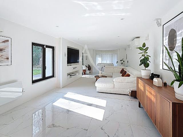 Vente Maison 6 pièces 170 m2 Charmentray