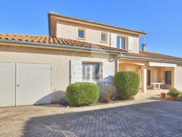 Vente Maison 6 pièces 170 m2 Dommartin