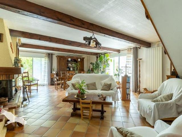 Vente Maison 6 pièces 170 m2 Lanta