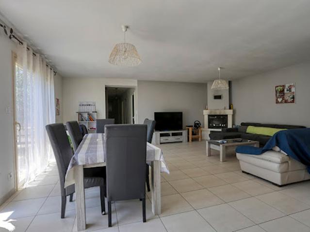 Vente Maison 6 pièces 170 m2 Le Buisson de Cadouin