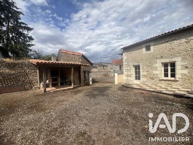 Vente Maison 6 pièces 170 m2 Saint Léger de Montbrun