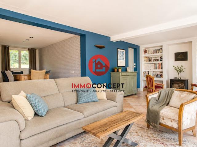 Vente Maison 6 pièces 172 m2 Sauveterre