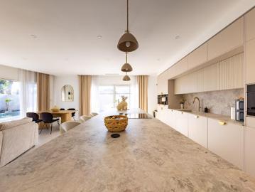 Vente Maison 6 pièces 170 m2 Valergues
