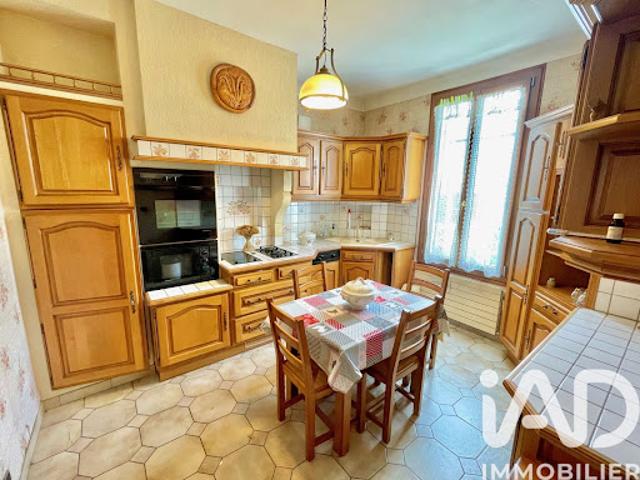 Vente Maison 6 pièces 170 m2 Villeneuve le Roi