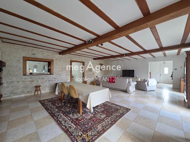 Vente Maison 6 pièces 171 m2 Aulnay