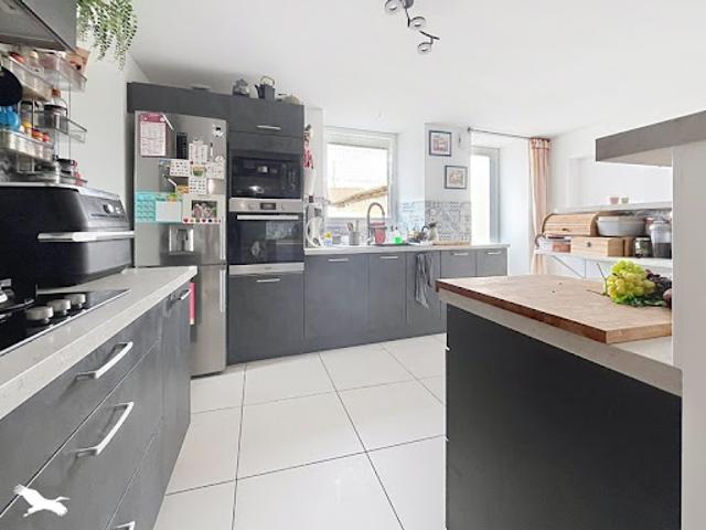 Vente Maison 6 pièces 171 m2 Lusseray