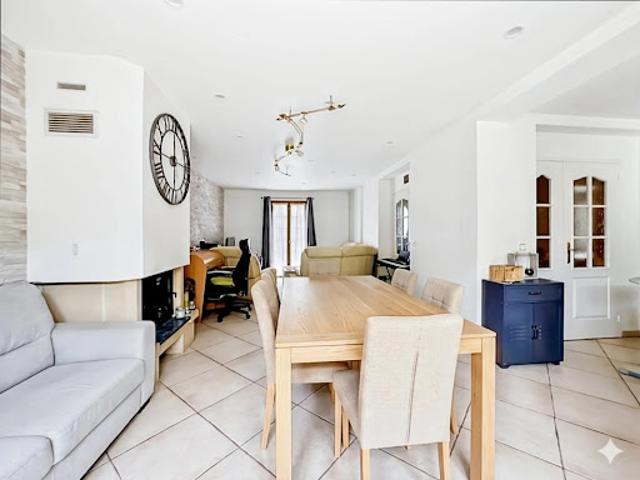 Vente Maison 6 pièces 171 m2 Lagny sur Marne