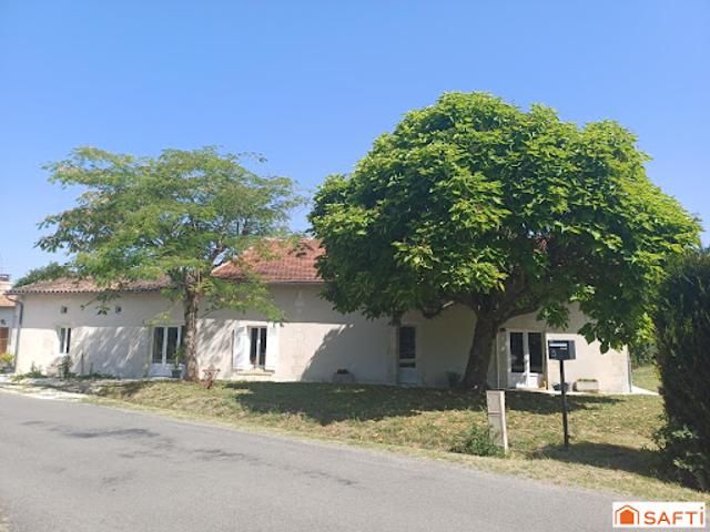 Vente Maison 6 pièces 172 m2 Brie sous Chalais