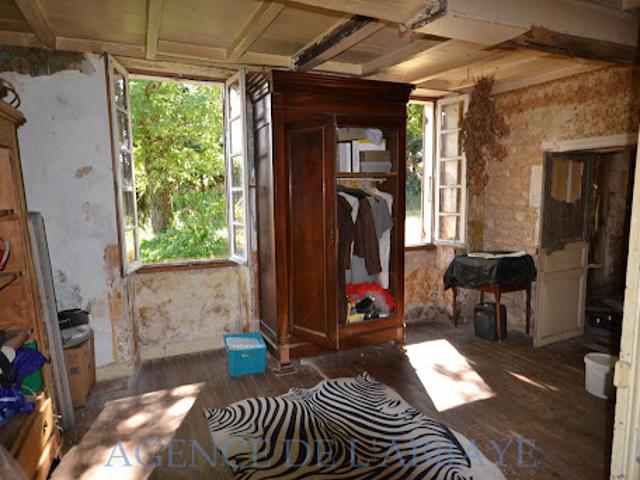 Vente Maison 6 pièces 172 m2 Saint André de Lidon