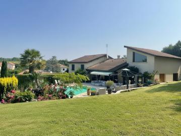 Vente Maison 6 pièces 172 m2 Sathonay Village
