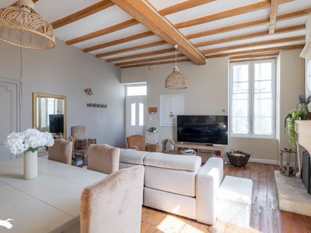 Vente Maison 6 pièces 173 m2 Matha