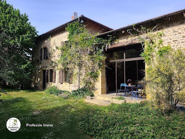 Vente Maison 6 pièces 173 m2 Saint Martin de Lixy