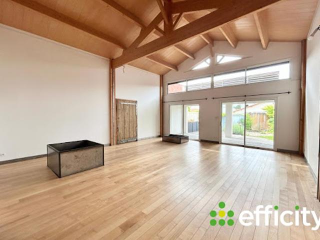 Vente Maison 6 pièces 173 m2 Saint Julien des Landes