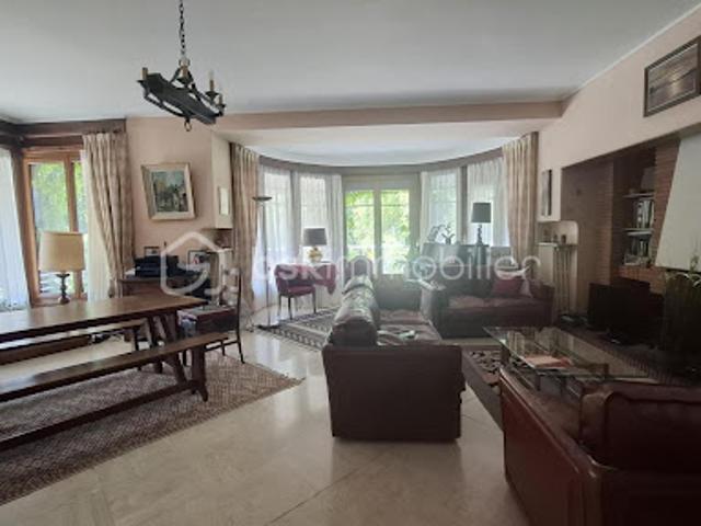 Vente Maison 6 pièces 173.6 m2 Saclas