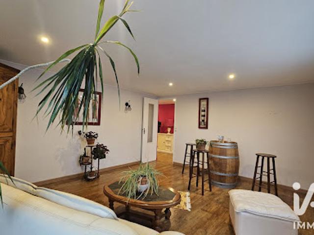 Vente Maison 6 pièces 184 m2 Mairé Levescault