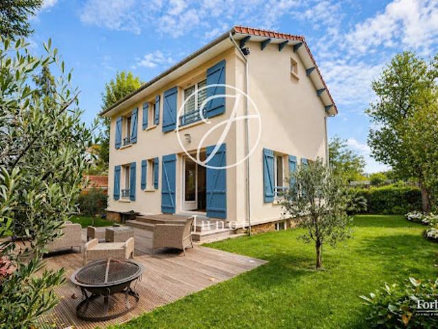 Vente Maison 6 pièces 184.34 m2 Garches