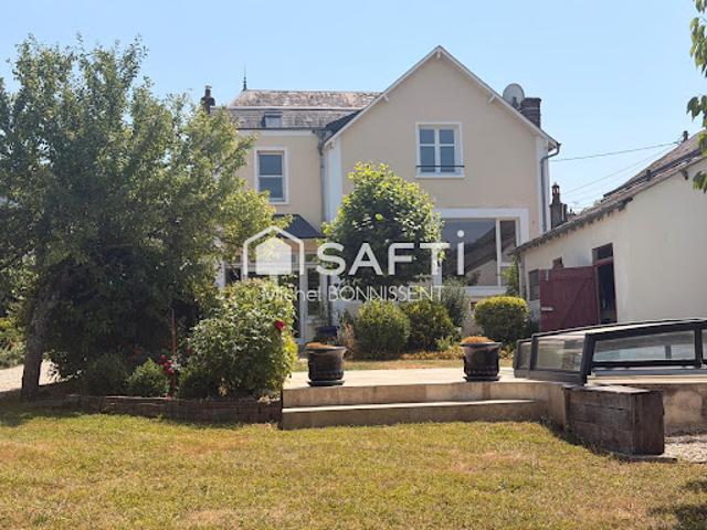 Vente Maison 6 pièces 185 m2 Bourges
