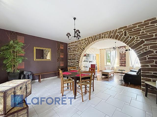 Vente Maison 6 pièces 185 m2 Le Tremblay Omonville