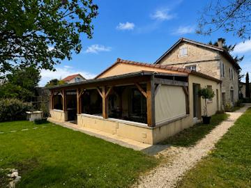 Vente Maison 6 pièces 185 m2 Prayssac