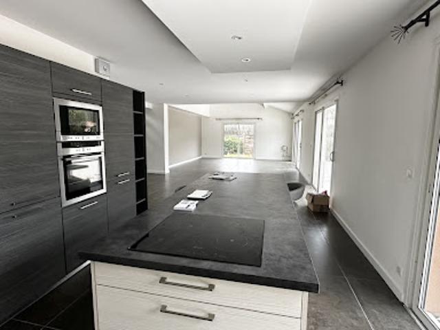 Vente Maison 6 pièces 185 m2 Saint Jean d'Illac