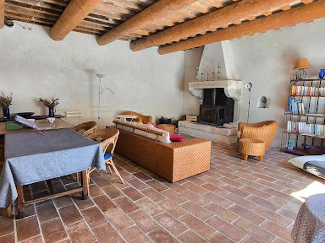 Vente Maison 6 pièces 185 m2 Taulignan