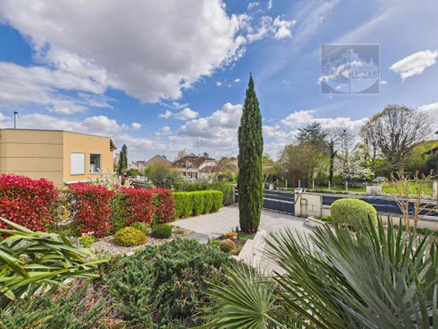 Vente Maison 6 pièces 185 m2 Verrieres le buisson