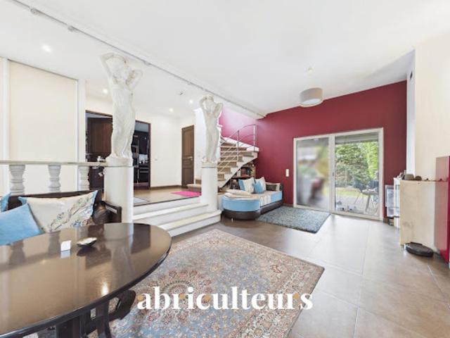 Vente Maison 6 pièces 185.16 m2 Colombes