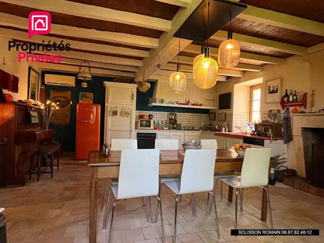 Vente Maison 6 pièces 186 m2 Berneuil