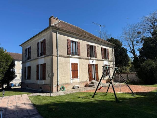 Vente Maison 6 pièces 186 m2 Jouy le Châtel