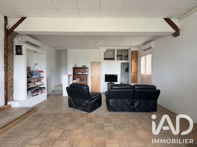 Vente Maison 6 pièces 186 m2 Le Mesnil sur Bulles