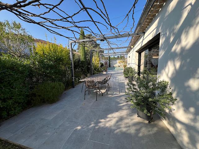 Vente Maison 6 pièces 186 m2 Saint Rémy de Provence