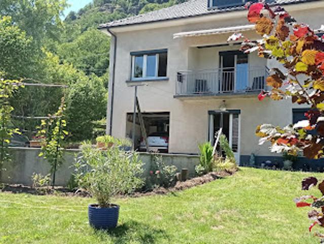 Vente Maison 6 pièces 186 m2 Vic sur Cère